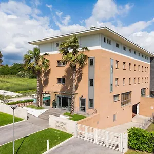 Hotel Ardeatina Park