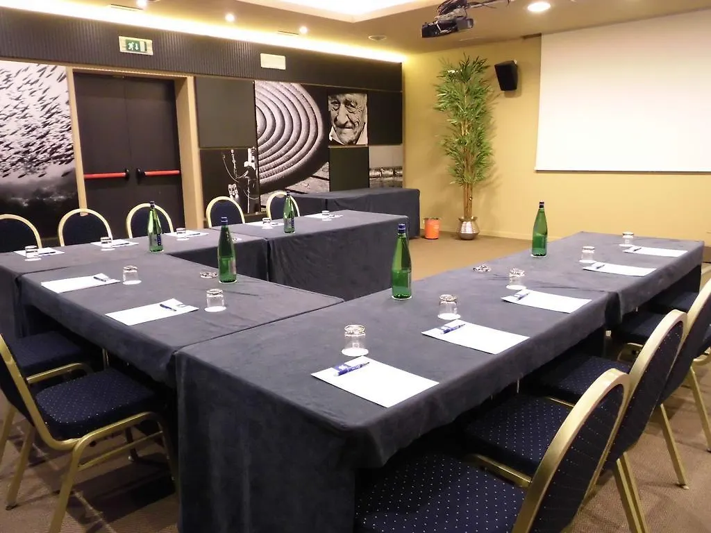 Hotel Tiber Φιουμιτσίνο