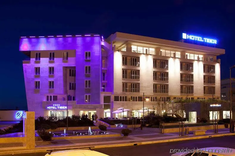 ****  Hotel Tiber Φιουμιτσίνο Ιταλία