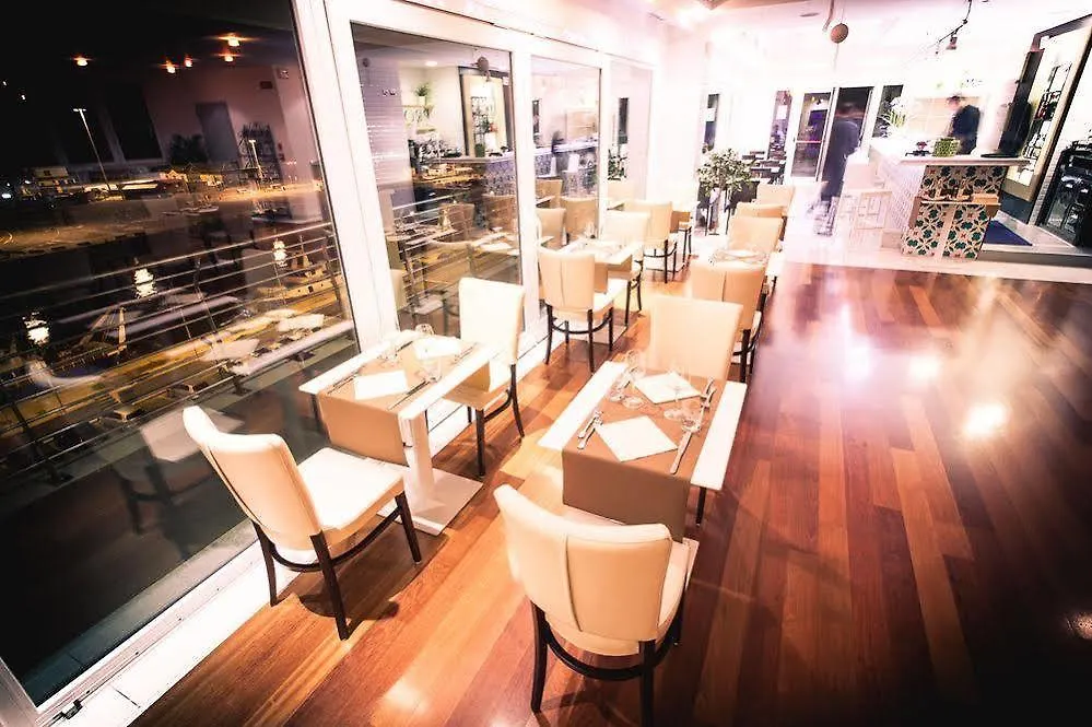 Hotel Tiber Φιουμιτσίνο 4*,  Ιταλία