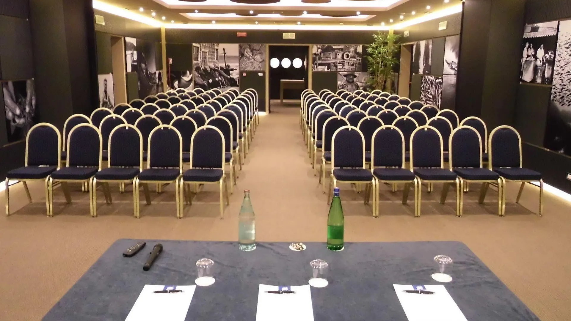 ****  Hotel Tiber Φιουμιτσίνο Ιταλία