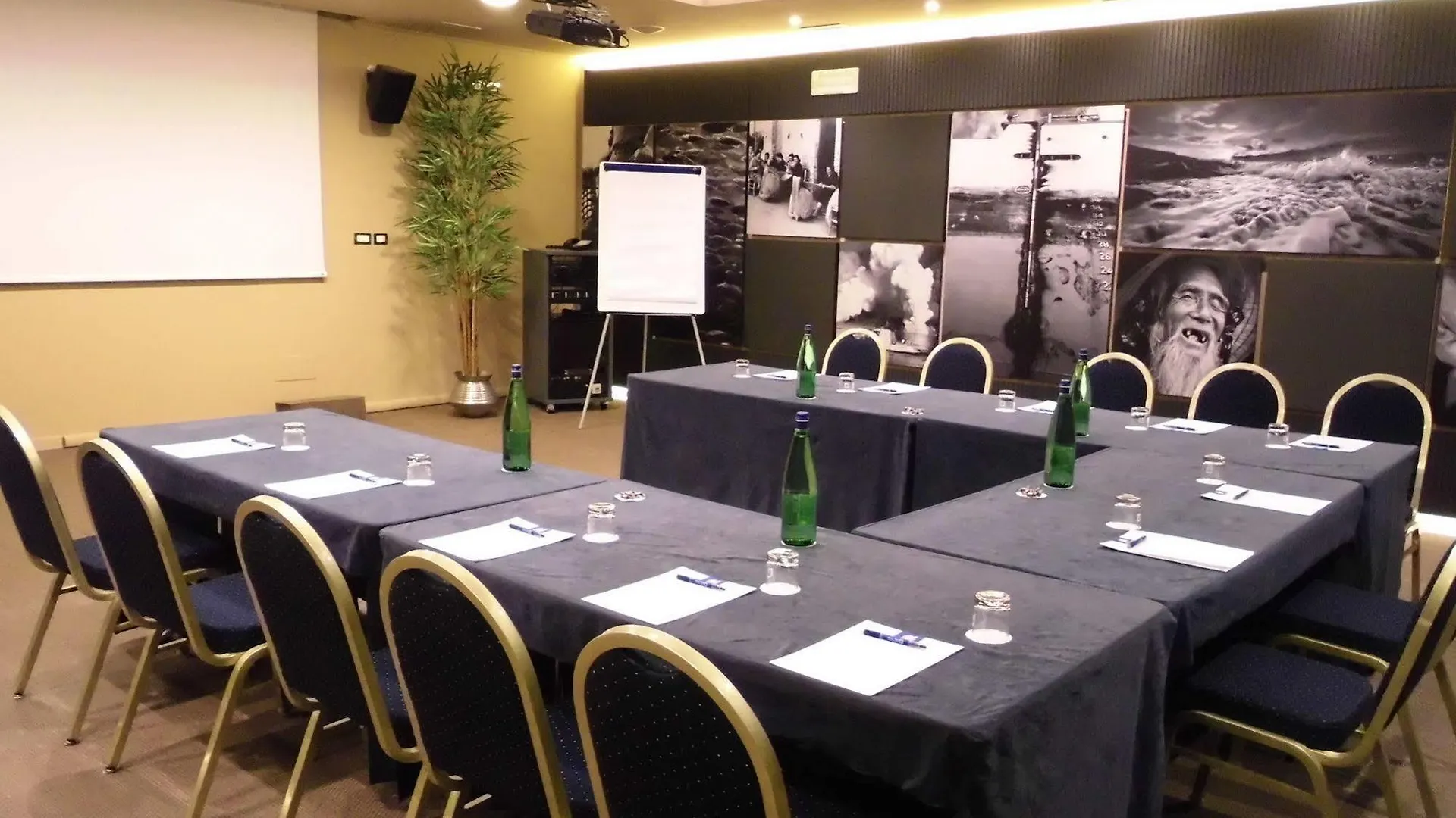 Hotel Tiber Φιουμιτσίνο