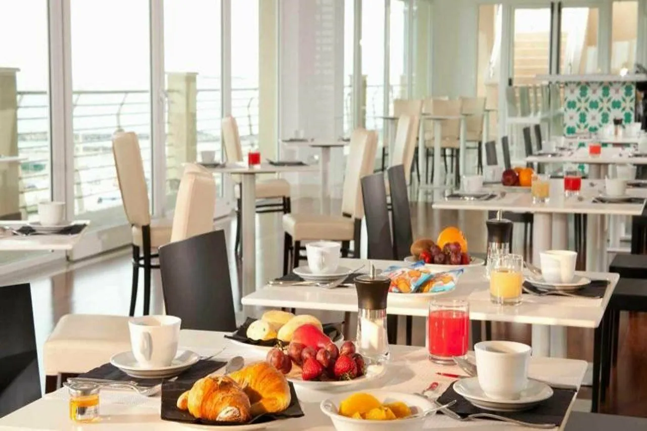 Hotel Tiber Φιουμιτσίνο 4*,  Ιταλία