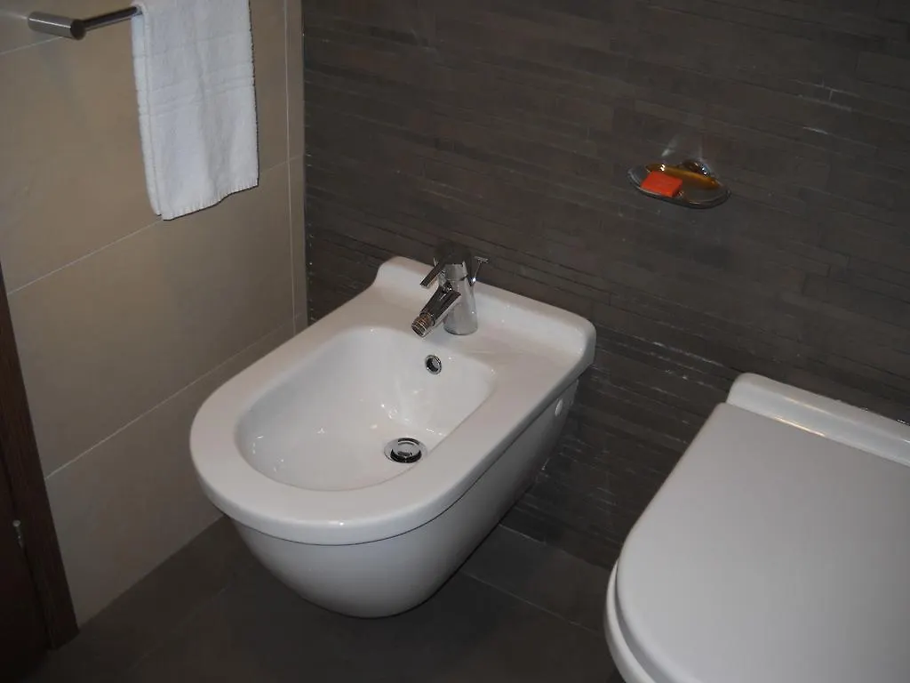 Hotel Tiber Φιουμιτσίνο